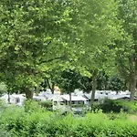 Campsite Val De Boutonne Saint-Jean-d'Angely
