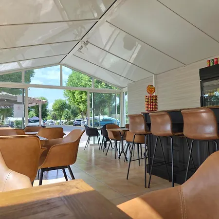 Val De Boutonne Camping