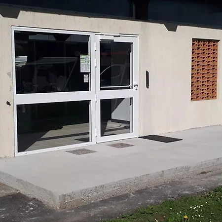 Val De Boutonne 3* Saint-Jean-dʼAngély