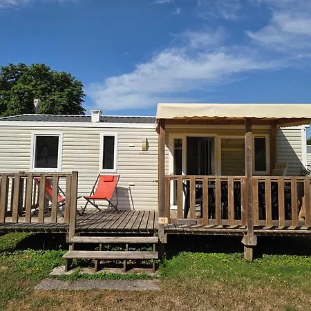 Campsite Val De Boutonne Saint-Jean-d'Angely