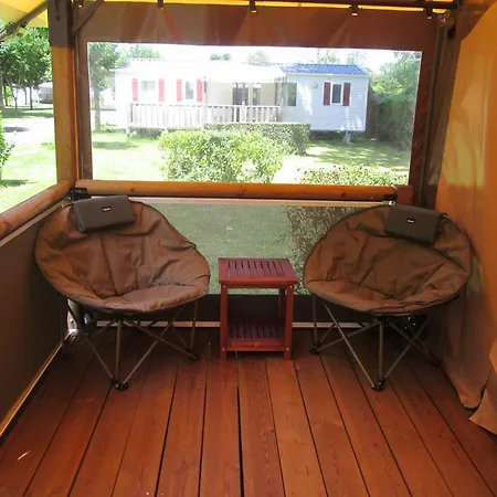 Parque de Campismo Val De Boutonne 3*