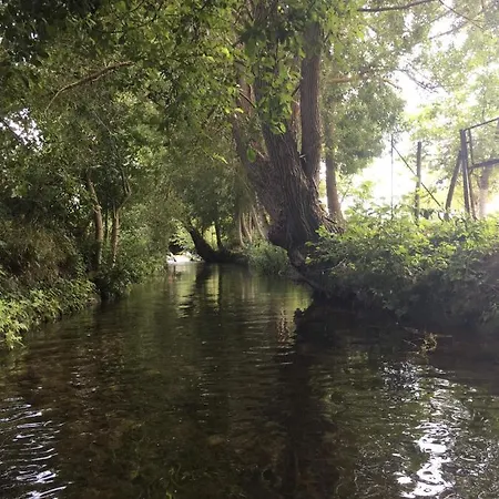 Parque de Campismo Val De Boutonne Saint-Jean-dʼAngély